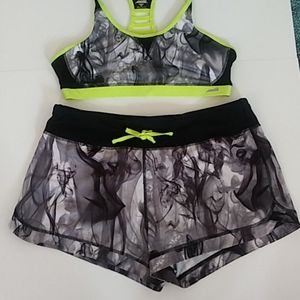 Woman's sport shorts& sport bra set